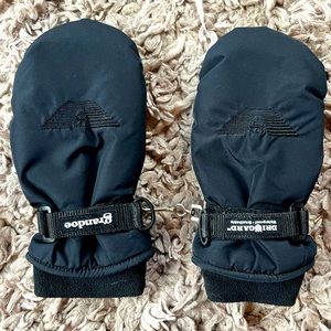 Child’s large mitten ski winter fleece inside adjustable wrist like new black